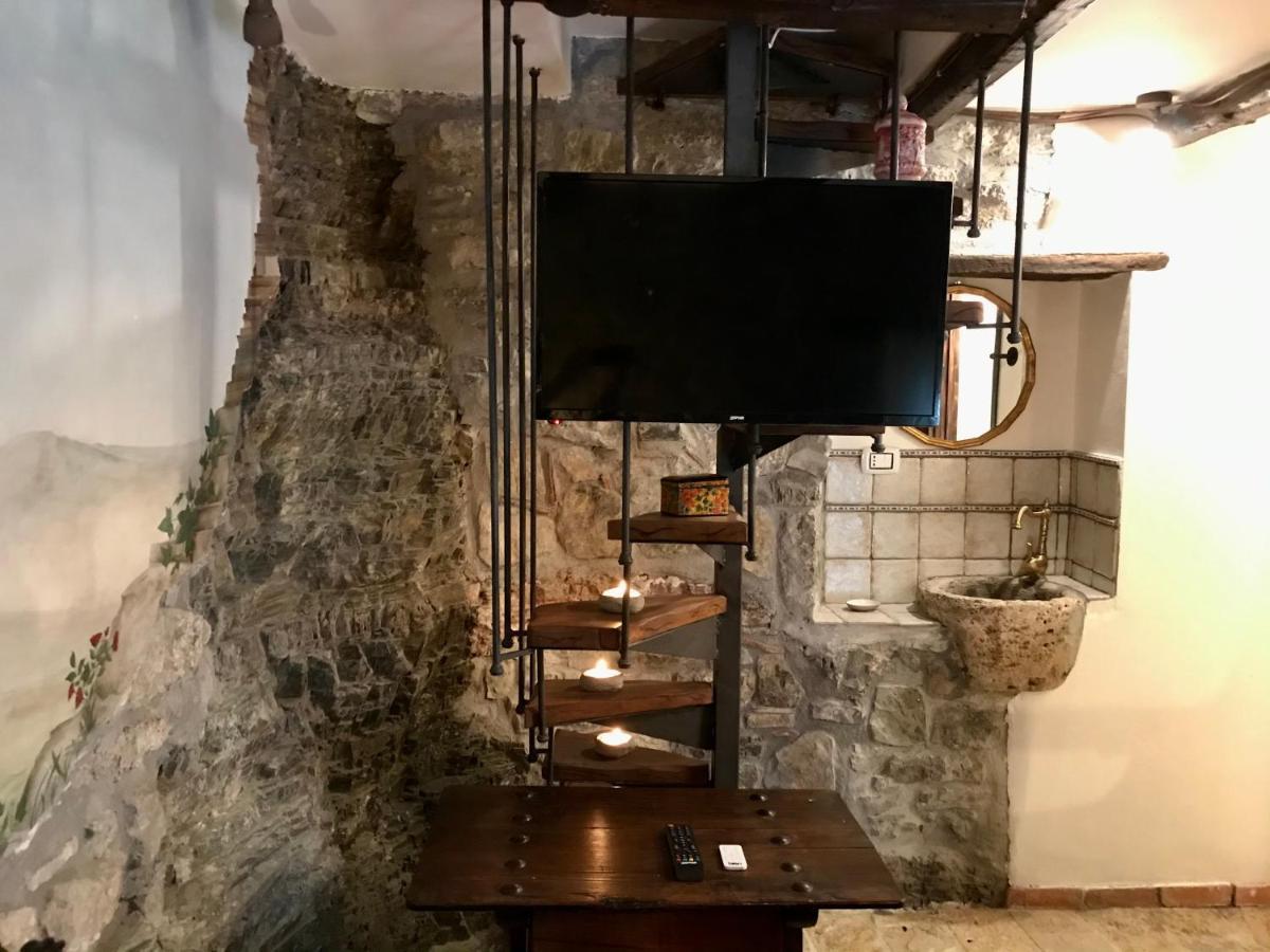 Borgo Manca Suite Sasso di Castalda Exterior foto