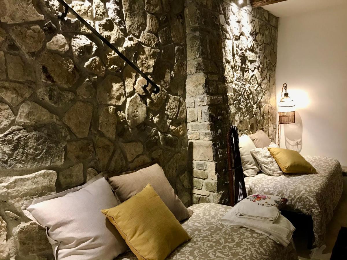 Borgo Manca Suite Sasso di Castalda Exterior foto